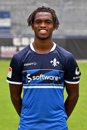 29 06 2022, xfux, football 2 Bundesliga, SV Darmstadt 98 photo appointment porträttermin 2022 23 xptt, emonline, emspor, v l John Peter Sesay, SV Darmstadt 98, 2 BL, porträttermin 2022 2023 DFL DFB REGULATES PROHIBIT ANY USE OF PHOTOGRAPHS as IMAGE SEQUENCES and or QUASI VIDEO Darmstadt