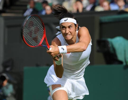 Tennis - 2022 Wimbledon Championships - Week One - Day Two (Wednesday) - All England Lawn Tennis Club, Wimbledon - Wednesday 29th June 2022 Caroline Garcia v Emma Raducanu Caroline Garcia 