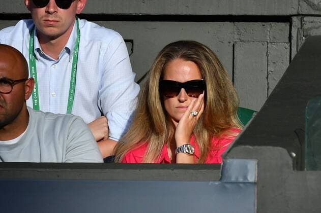 Mandatory Credit: Photo by James Veysey Shutterstock (13008248ek) Kim Murray on Centre Court Wimbledon Tennis Championships, Day 3, The All England Lawn Tennis and Croquet Club, London, UK - 29 Jun 2022 Wimbledon Tennis Championships, Day 3, The All England Lawn Tennis and Croquet Club, London, UK - 29 Jun 2022  Copyright: xJamesxVeysey Shutterstockx 13008248ek