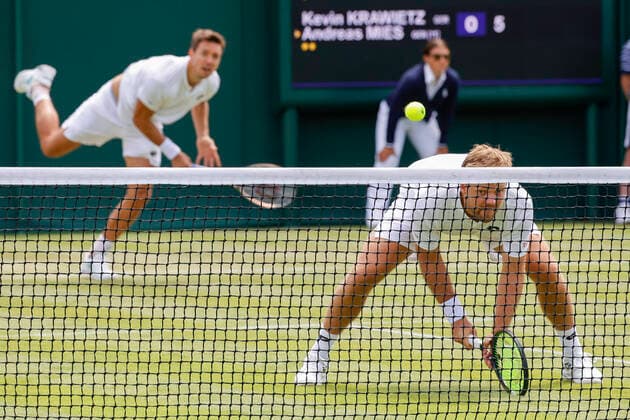 Kevin Krawietz and Andreas Mies, Mens Doubles Tennis Wimbledon 2022 Grand Slam ITF ATP WTA AELTC London Great Britain 29 June 2022 Copyright: xJuergenxHasenkopfx
