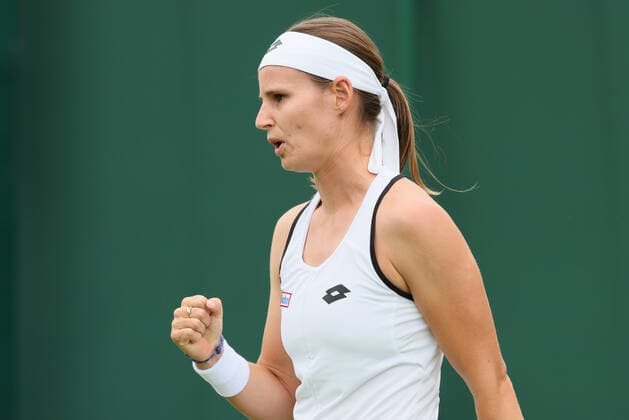 Belgian Greet Minnen reacts during a second round game in the women s singles tournament between Belgian Minnen (WTA88) and Chinese Zheng (WTA52) at the 2022 Wimbledon grand slam tennis tournament at the All England Tennis Club, in south-west London, Britain, Thursday 30 June 2022. BENOITxDOPPAGNE  x36871469x