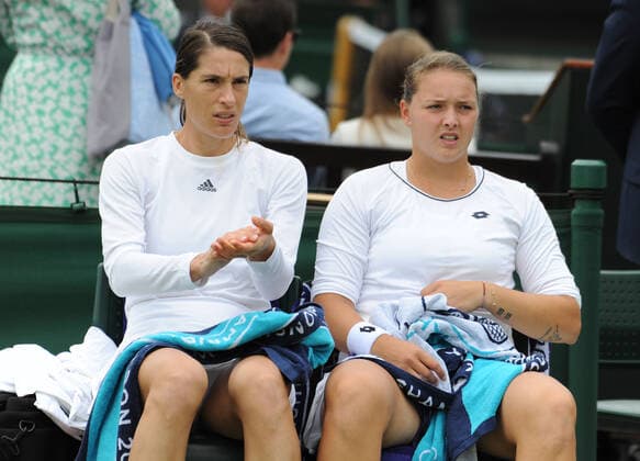Championships - Week One - Day Two (Thursday) - All England Lawn Tennis Club, Wimbledon - Thursday 30th June 2022 Womens Doubles Jule niemeier and Andrea Petkovic v Miyu Kato and Aldila Sutjadi Jule niemeier and Andrea Petkovic of Germany 