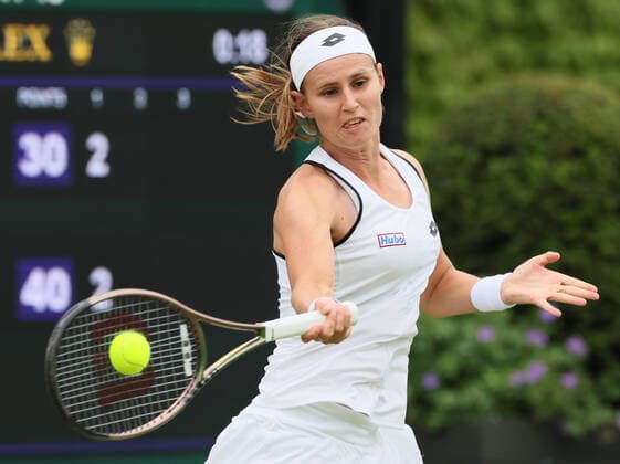 Belgian Greet Minnen pictured in action during a second round game in the women s singles tournament between Belgian Minnen (WTA88) and Chinese Zheng (WTA52) at the 2022 Wimbledon grand slam tennis tournament at the All England Tennis Club, in south-west London, Britain, Thursday 30 June 2022. BENOITxDOPPAGNE  x36872229x