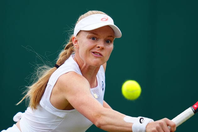 Mandatory Credit: Photo by Javier Garcia Shutterstock (13010731co) Harriet Dart during her second round match Wimbledon Tennis Championships, Day 4, The All England Lawn Tennis and Croquet Club, London, UK - 30 Jun 2022 Wimbledon Tennis Championships, Day 4, The All England Lawn Tennis and Croquet Club, London, UK - 30 Jun 2022  Copyright: xJavierxGarcia Shutterstockx 13010731co