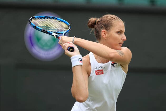 Tennis Wimbledon Tag 4 30. Juni 2022 Tennis Wimbledon Tag 4 Karolina Pliskova CZE in Aktion gegen Katie Boulter GBR während ihres Dameneinzelspiels in der 2. Runde Foto Simon Stacpoole Abseits London UK  Copyright: xSimonxStacpoolexOffside