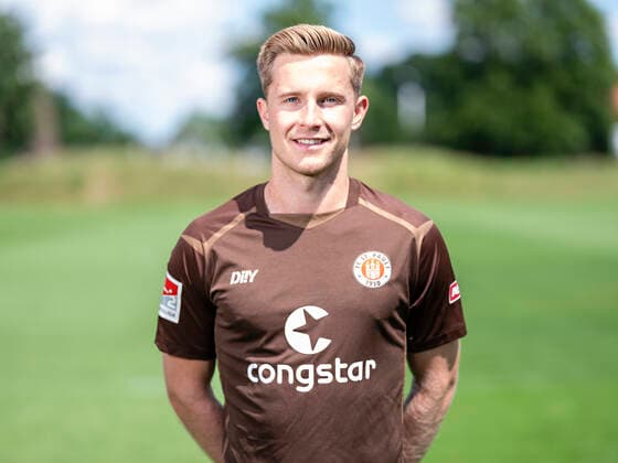 Johannes Eggestein St Pauli 28 06 22, Hamburg, FC St Pauli Mediaday, Football, GER, season 2022 2023, 2 Bundesliga, pre-season, team photo and portrait appointment DFL REGULATES PROHIBIT ANY USE OF PHOTOGRAPHS as IMAGE SEQUENCES and or QUASI VIDEO Â