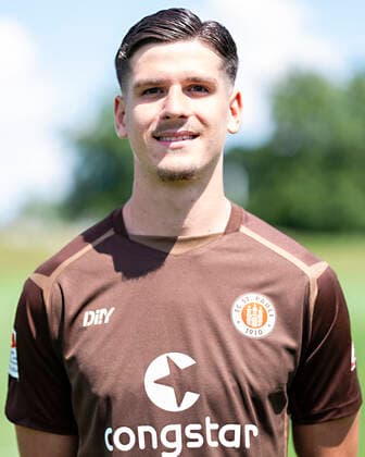 Igor Matanovic St Pauli 28 06 22, Hamburg, FC St Pauli Mediaday, Football, GER, season 2022 2023, 2 Bundesliga, pre-season, team photo and portrait appointment DFL REGULATES PROHIBIT ANY USE OF PHOTOGRAPHS as IMAGE SEQUENCES and or QUASI VIDEO Â