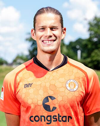 TW Dennis Smarsch St Pauli 28 06 22, Hamburg, FC St Pauli Mediaday, Football, GER, season 2022 2023, 2 Bundesliga, pre-season, team photo and portrait appointment DFL REGULATES PROHIBIT ANY USE OF PHOTOGRAPHS as IMAGE SEQUENCES and or QUASI VIDEO Â