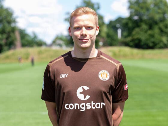 Jannes Wieckhoff St Pauli 28 06 22, Hamburg, FC St Pauli Mediaday, Football, GER, Saison 2022 2023, 2 Bundesliga, Saisonvorbereitung, Portraittermin DFL REGULATIONS PROHIBIT ANY USE OF PHOTOGRAPHS as IMAGE SEQUENCES and or QUASI VIDEO Â