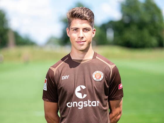 Franz Roggow St Pauli 28 06 22, Hamburg, FC St Pauli Mediaday, football, GER, season 2022 2023, 2 Bundesliga, pre-season, team photo and portrait appointment DFL REGULATES PROHIBIT ANY USE OF PHOTOGRAPHS as IMAGE SEQUENCES and or QUASI VIDEO Â