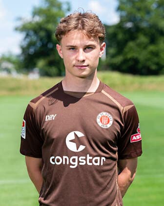 Niklas Jessen St Pauli 28 06 22, Hamburg, FC St Pauli Mediaday, football, GER, season 2022 2023, 2 Bundesliga, pre-season, team photo and portrait appointment DFL REGULATES PROHIBIT ANY USE OF PHOTOGRAPHS as IMAGE SEQUENCES and or QUASI VIDEO Â