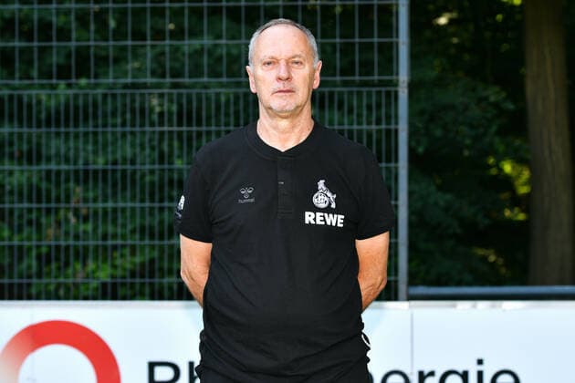 Zeugwart Kresimir Ban 1 FC Köln 1 BL, Porträttermin 2022 2023