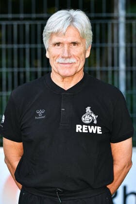 Team doctor Dr Peter Schäferhoff 1 FC Köln 1 BL, portrait date 2022 2023