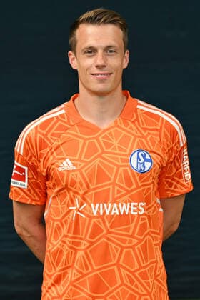 Goalkeeper Alexander Schwolow FC Schalke 04 1 BL, portrait date 2022 2023 Gelsenkirchen North Rhine Westphalia Germany Team2