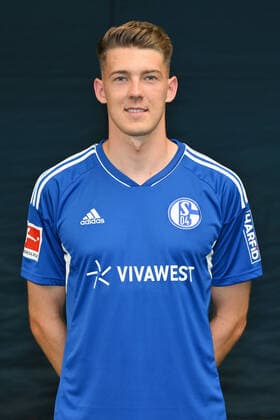 Florian Flick FC Schalke 04 1 BL, portrait date 2022 2023 Gelsenkirchen North Rhine Westphalia Germany Team2