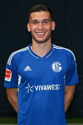 Mehmet Can Aydin FC Schalke 04 1 BL, portrait date 2022 2023 Gelsenkirchen North Rhine Westphalia Germany Team2