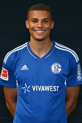 Malick Thiaw FC Schalke 04 1 BL, portrait date 2022 2023 Gelsenkirchen North Rhine Westphalia Germany Team2