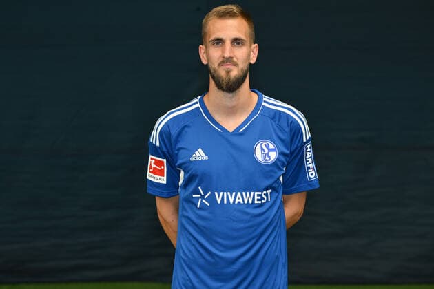 Dominick Drexler FC Schalke 04 1 BL, portrait date 2022 2023 Gelsenkirchen North Rhine Westphalia Germany Team2
