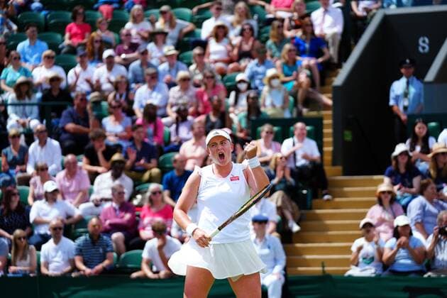 Mandatory Credit: Photo by Javier Garcia Shutterstock (13012399l) Jelena Ostapenko during her third round match Wimbledon Tennis Championships, Day 5, The All England Lawn Tennis and Croquet Club, London, UK - 01 Jul 2022 Wimbledon Tennis Championships, Day 5, The All England Lawn Tennis and Croquet Club, London, UK - 01 Jul 2022  Copyright: xJavierxGarcia Shutterstockx 13012399l