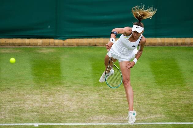 Mandatory Credit: Photo by Dave Shopland Shutterstock (13010735l) Lesia Tsurenko during her third round match Wimbledon Tennis Championships, Day 5, The All England Lawn Tennis and Croquet Club, London, UK - 01 Jul 2022 Wimbledon Tennis Championships, Day 5, The All England Lawn Tennis and Croquet Club, London, UK - 01 Jul 2022  Copyright: xDavexShopland Shutterstockx 13010735l