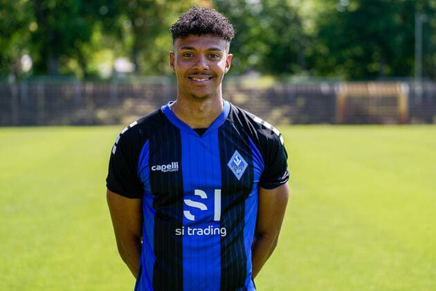Niklas Wilson Sommer Willy Sommer SV Waldhof Mannheim 3 Liga, portrait date 2022 2023 xozx