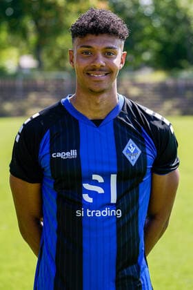 Niklas Wilson Sommer Willy Sommer SV Waldhof Mannheim 3 Liga, portrait date 2022 2023 xozx