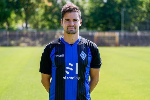 Julian Riedel SV Waldhof Mannheim 3 league, portrait date 2022 2023 xozx