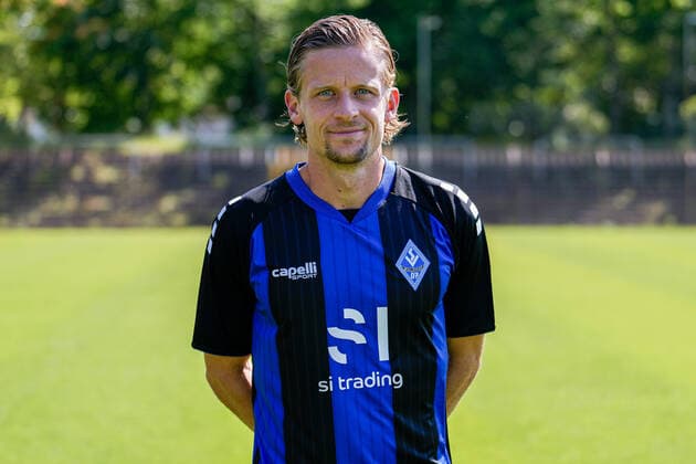 Bentley Baxter track SV Waldhof Mannheim 3 league, portrait date 2022 2023 xozx