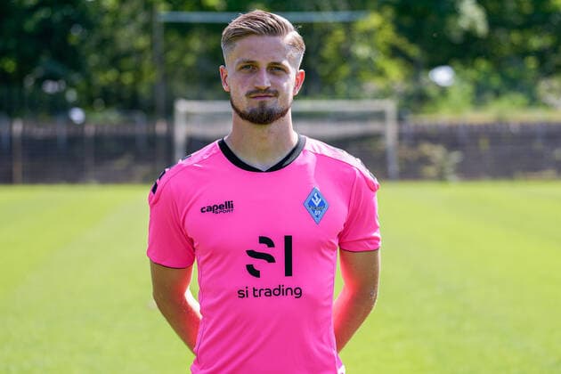 Jan Christoph Bartels goalkeeper SV Waldhof Mannheim 3 league, portrait date 2022 2023 xozx