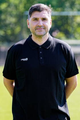 Konstantinos Cafaltzis team doctor SV Waldhof Mannheim 3 Liga, portrait date 2022 2023 xozx