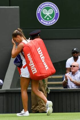 Mandatory Credit: Photo by James Veysey Shutterstock (13012400bn) Diane Parry walking off court after defeat in her third round match Wimbledon Tennis Championships, Day 5, The All England Lawn Tennis and Croquet Club, London, UK - 01 Jul 2022 Wimbledon Tennis Championships, Day 5, The All England Lawn Tennis and Croquet Club, London, UK - 01 Jul 2022  Copyright: xJamesxVeysey Shutterstockx 13012400bn