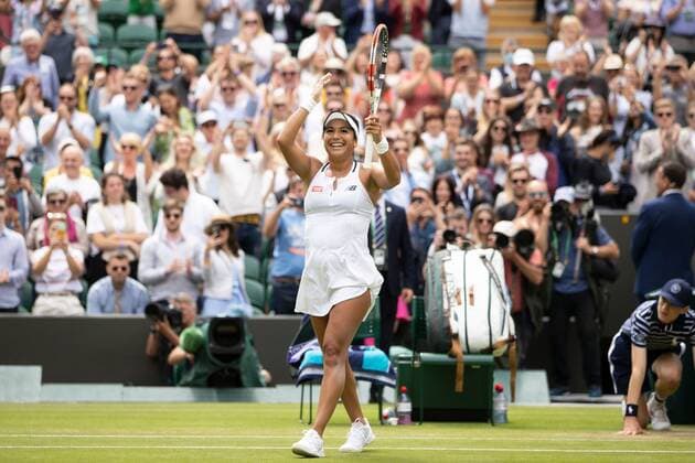 Mandatory Credit: Photo by Ella Ling Shutterstock (13012398bi) Heather Watson celebrates winning her 3rd round match Wimbledon Tennis Championships, Day 5, The All England Lawn Tennis and Croquet Club, London, UK - 01 Jul 2022 Wimbledon Tennis Championships, Day 5, The All England Lawn Tennis and Croquet Club, London, UK - 01 Jul 2022  Copyright: xEllaxLing Shutterstockx 13012398bi