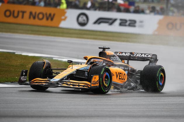 03 RICCIARDO Daniel (aus), McLaren F1 Team MCL36, action during the Formula 1 Lenovo British Grand Prix 2022, 10th round of the 2022 FIA Formula One World Championship, WM, Weltmeisterschaft on the Silverstone Circuit, from July 1 to 3, 2022 in Silverstone, United Kingdom - F1 - BRITISH GRAND PRIX 2022 DPPI Panoramic  00122024__B3_6849