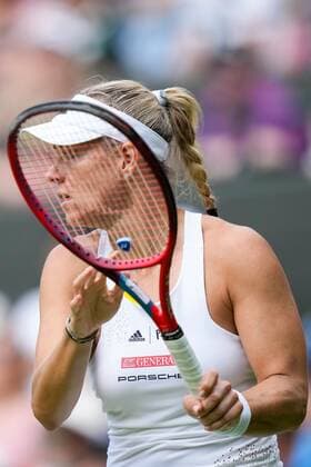 Mandatory Credit: Photo by Dave Shopland Shutterstock (13010735by) Angelique Kerber during her third round match Wimbledon Tennis Championships, Day 5, The All England Lawn Tennis and Croquet Club, London, UK - 01 Jul 2022 Wimbledon Tennis Championships, Day 5, The All England Lawn Tennis and Croquet Club, London, UK - 01 Jul 2022  Copyright: xDavexShopland Shutterstockx 13010735by