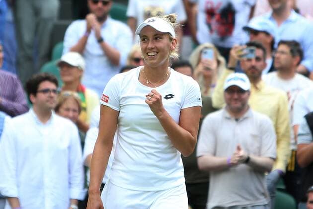 Great Britain, London, All England Lawn Tennis Club, The Championships Wimbledon 2022 - DAY 5- 01 07 2022 Belgian player Elise Mertens (BEL) pictured during her third round against Angelique Kerber (GER) in London , All England Lawn Tennis Club at The Championships Wimbledon 2022 The Championships Wimbledon 2022- DAY 5- 01 07 2022 PhotoNews Panoramic 
