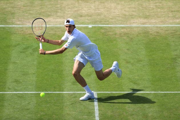 Tennis Wimbledon Tag 5 1. Juli 2022 Tennis Wimbledon Tag 5 Ugo Humbert FRA in Aktion gegen David Goffin BEL während ihres Herreneinzelspiels in der 3. Runde Foto Simon Stacpoole Offside London UK  Copyright: xSimonxStacpoolexOffside