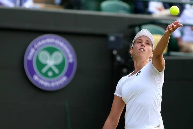 Great Britain, London, All England Lawn Tennis Club, The Championships Wimbledon 2022 - DAY 5- 01 07 2022 Belgian player Elise Mertens (BEL) pictured during her third round against Angelique Kerber (GER) in London , All England Lawn Tennis Club at The Championships Wimbledon 2022 The Championships Wimbledon 2022- DAY 5- 01 07 2022 PhotoNews Panoramic 