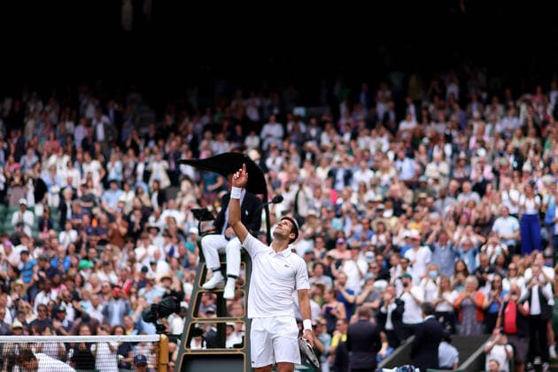 Sport Bilder des Tages 1st July 2022, All England Lawn Tennis and Croquet Club, London, England; Wimbledon Tennis tournament; Novak Djokovic celebrates after he wins the match against Miomir Kecmanovic in the mens singles  ActionPlus12403628 ShaunxBrooks