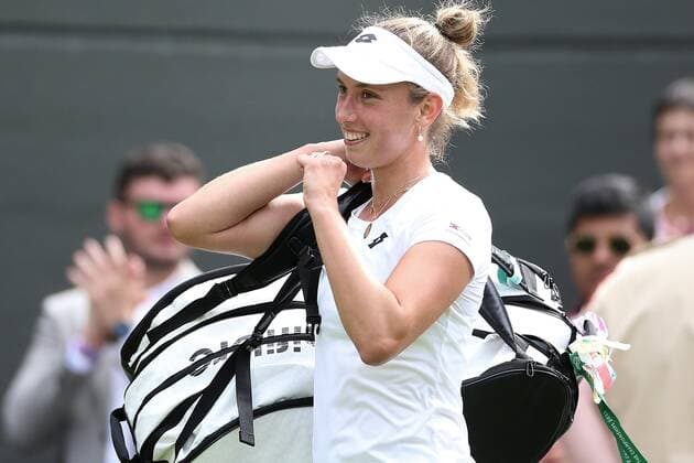 Great Britain, London, All England Lawn Tennis Club, The Championships Wimbledon 2022 - DAY 5- 01 07 2022 Belgian player Elise Mertens (BEL) pictured during her third round against Angelique Kerber (GER) in London , All England Lawn Tennis Club at The Championships Wimbledon 2022 The Championships Wimbledon 2022- DAY 5- 01 07 2022 PhotoNews Panoramic 