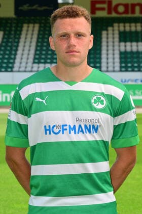 30 06 2022 SpVgg Greuther Fürth Kleeblatt Spielvereinigung 2 Fussball Bundesliga Saison 2022 2023 photo appointment portrait appointment presentation press appointment Oliver Fobassam Nawe 19, SpVgg Greuther Fürth single photo single photo portrait portrait head photo