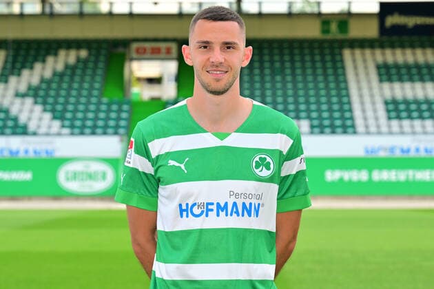30 06 2022 SpVgg Greuther Fürth cloverleaf Spielvereinigung 2 football Bundesliga season 2022 2023 photo appointment portrait appointment presentation press appointment Branimir Hrgota 10 SpVgg Greuther Fürth single picture single photo portrait portrait head picture