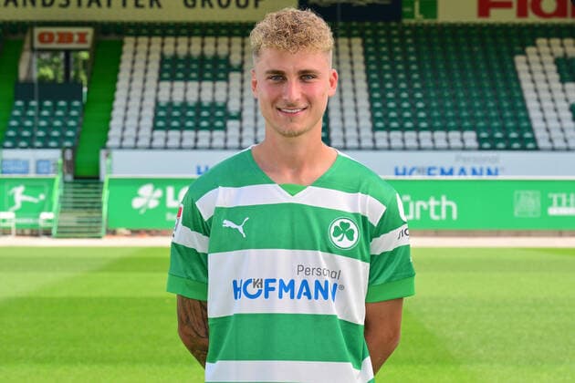 30 06 2022 SpVgg Greuther Fürth Kleeblatt Spielvereinigung 2 Football Bundesliga Season 2022 2023 photo appointment portrait appointment presentation press appointment Nils Seufert 8, SpVgg Greuther Fürth single photo single photo portrait portrait head photo