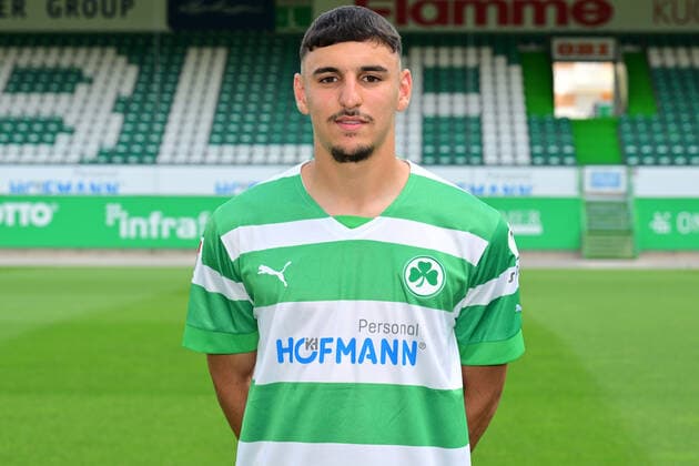 30 06 2022 SpVgg Greuther Fürth Kleeblatt Spielvereinigung 2 Football Bundesliga Season 2022 2023 photo appointment portrait appointment presentation press appointment Oualid Mhamdi 3, SpVgg Greuther Fürth single picture single photo portrait portrait head picture