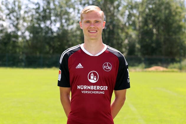 30 06 2022 1 FC Nuremberg FCN club season 2022 2023 photo appointment portrait appointment press appointment presentation single photo portrait portrait headshot DaMa Louis Breunig 32, 1 FC Nuremberg FCN single photo single photo portrait portrait headshot