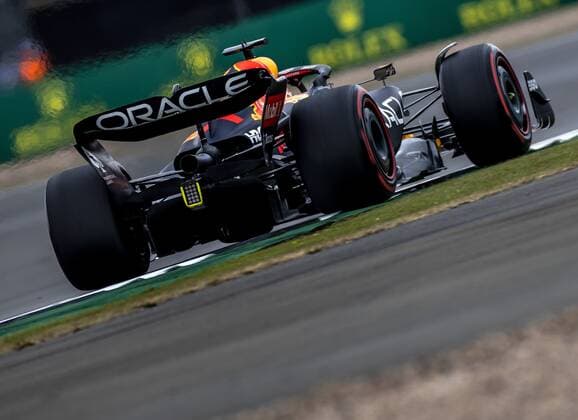 SILVERSTONE Max Verstappen Oracle Red Bull Racing during the 3rd free practice session ahead of the F1 Grand Prix of Great Britain at Silverstone on July 2, 2022 in Silverstone, England REMKO DE WAAL F1 Grand Prix of Great Britain Practice 3 2022 xVIxANPxSportx xxANPxIVx 451235862 originalFilename: 451235862.jpg