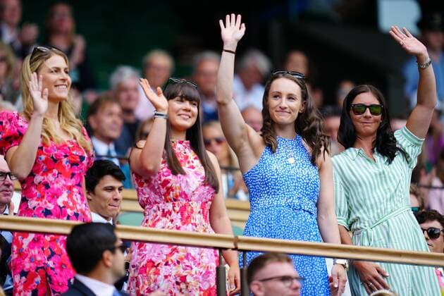 Mandatory Credit: Photo by Javier Garcia Shutterstock (13012408ch) GB Curling team Eve Muirhead, Jennifer Dodds, Hailey Duff and Mili Smith in the Royal Box on Centre Court Wimbledon Tennis Championships, Day 6, The All England Lawn Tennis and Croquet Club, London, UK - 02 Jul 2022 Wimbledon Tennis Championships, Day 6, The All England Lawn Tennis and Croquet Club, London, UK - 02 Jul 2022 Copyright: xJavierxGarcia Shutterstockx 13012408ch