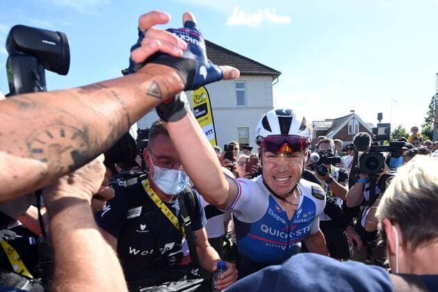 NYBORG, DENMARK - JULY 02 : Jakobsen Fabio (NED) of Quick-Step Alpha Vinyl Team celebrates the win during stage 2 of the 109th edition of the 2022 Tour de France cycling race, a stage of 199 kms with start in Roskilde and finish in Nyborg on July 02, 2022 in Nyborg, Denmark, 02 07 2022 ( Motordriver Kenny Verfaillie - Tour de France 2022 - Stage 02 PhotoNews Panoramic 