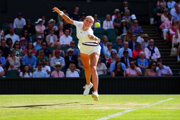Mandatory Credit: Photo by Javier Garcia Shutterstock (13012408jm) Petra Kvitova during her third round match Wimbledon Tennis Championships, Day 6, The All England Lawn Tennis and Croquet Club, London, UK - 02 Jul 2022 Wimbledon Tennis Championships, Day 6, The All England Lawn Tennis and Croquet Club, London, UK - 02 Jul 2022  Copyright: xJavierxGarcia Shutterstockx 13012408jm