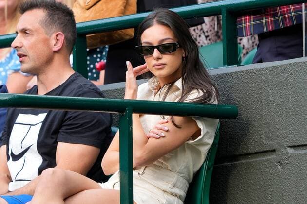 Mandatory Credit: Photo by Dave Shopland Shutterstock (13012402fz) Costeen Hatzi watching Nick Kyrgios during his third round match Wimbledon Tennis Championships, Day 6, The All England Lawn Tennis and Croquet Club, London, UK - 02 Jul 2022 Wimbledon Tennis Championships, Day 6, The All England Lawn Tennis and Croquet Club, London, UK - 02 Jul 2022  Copyright: xDavexShopland Shutterstockx 13012402fz