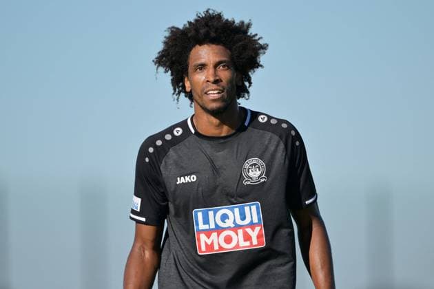 Fußball, Herren, Vorbereitung, Saison 2022-2023, ASV Neumarkt, 02.07.2022 Caiuby Francisco da Silva (Nr.27 - VfB Eichstätt) Gelbelsee Sportplatz Gelbelsee Bayern Deutschland *** Soccer, men, preparation, season 2022 2023, ASV Neumarkt, 02 07 2022 Caiuby Francisco da Silva Nr 27 VfB Eichstätt Gelbelsee Sportplatz Gelbelsee Bayern Germany